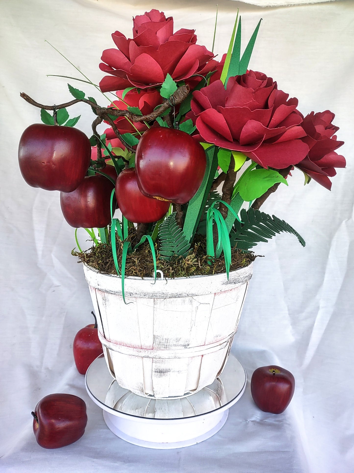 Grandma's Apple Ruby Roses Bushel Basket