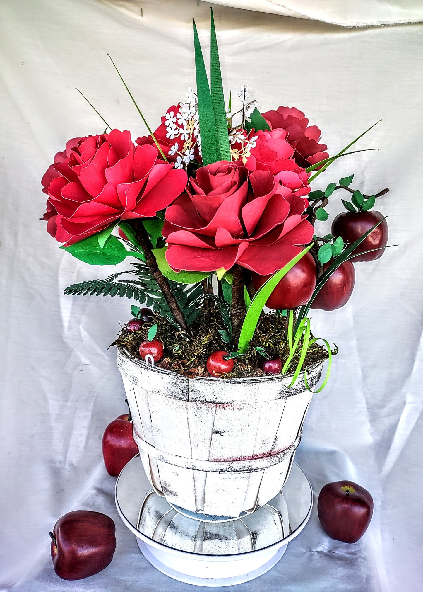 Grandma's Apple Ruby Roses Bushel Basket