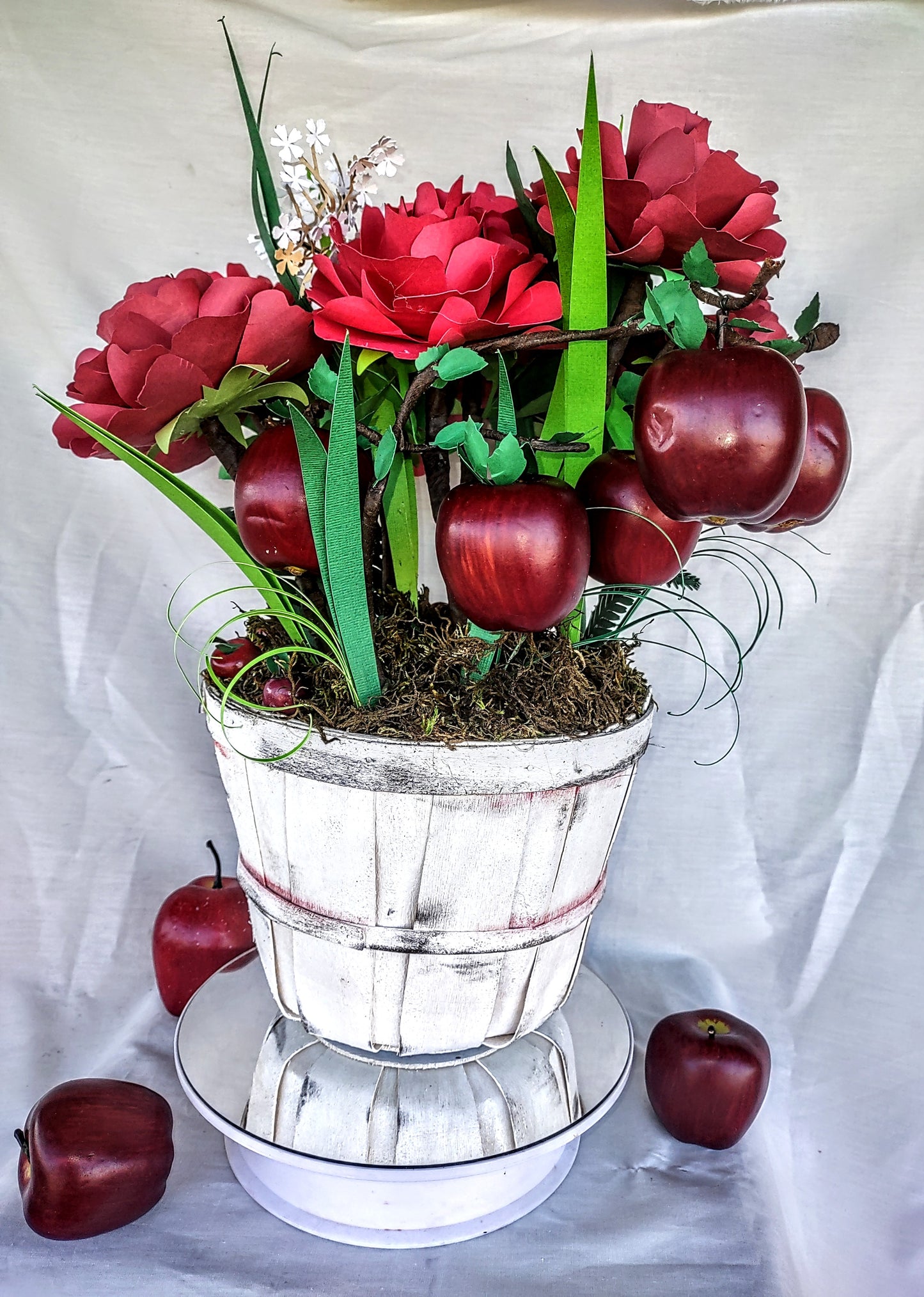 Grandma's Apple Ruby Roses Bushel Basket